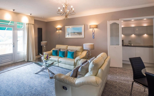 The Victoria Hotel & Source Spa