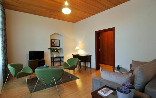 Hotel Bast
