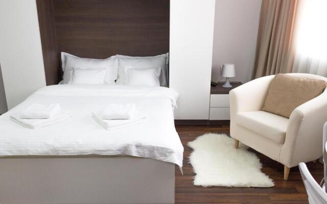 Grand Central Accommodation - Doamnei