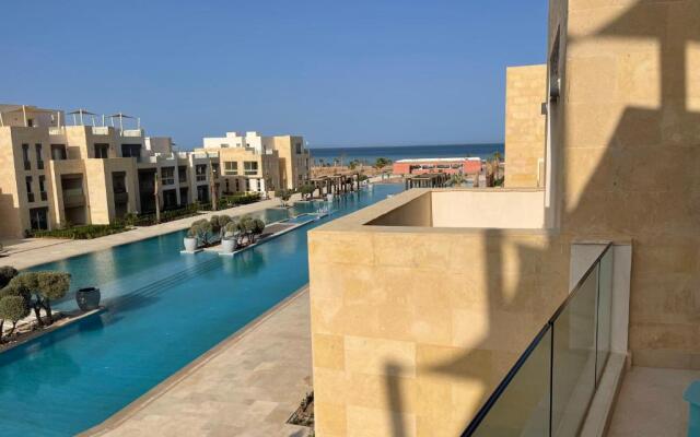 Lovely 1 bedroom at Mangrouvy Gouna & Beach access