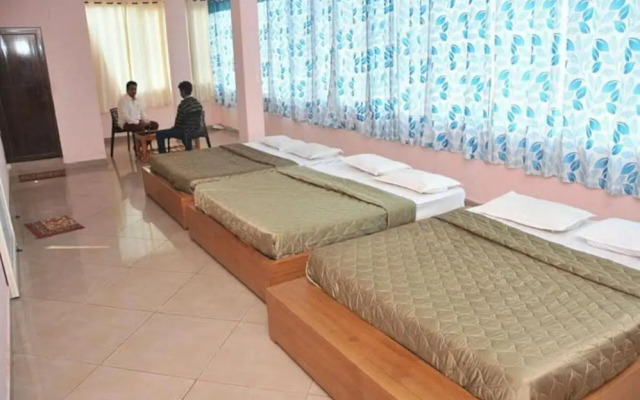 Hotel amoggh palace