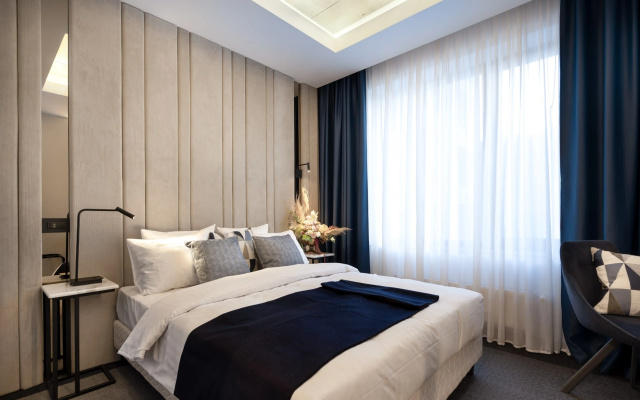 Union Plaza Hotel
