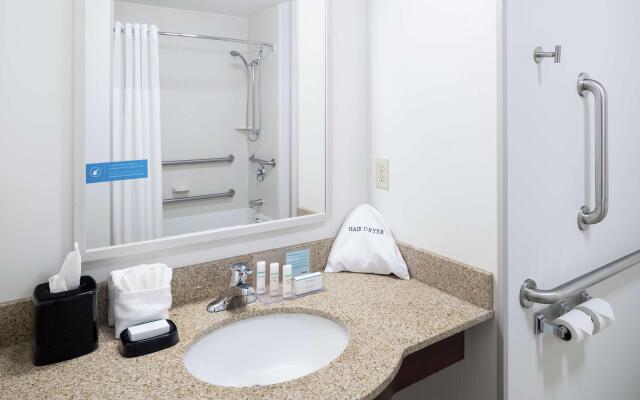 Hampton Inn & Suites Rochester-North