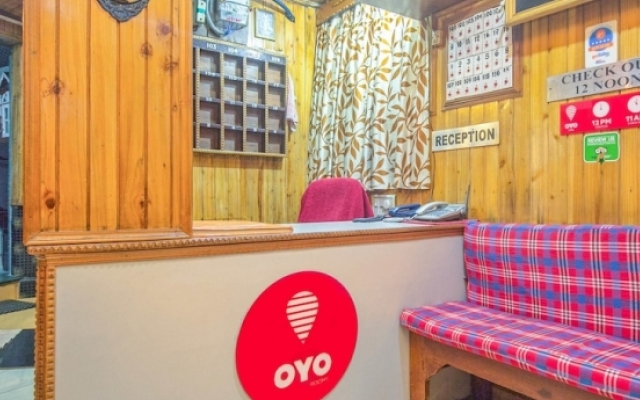 OYO 3875 Hotel Everest Glory