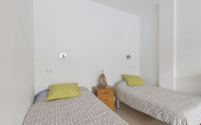 Urban Apartment in Salou near Playa Levant Sea Beach