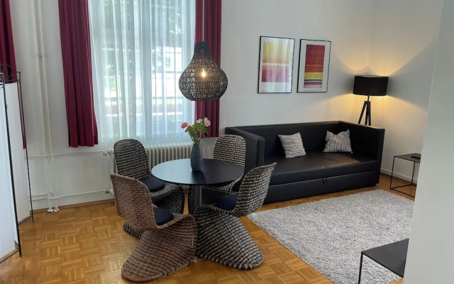 WHLIVING - Apartments & Studios