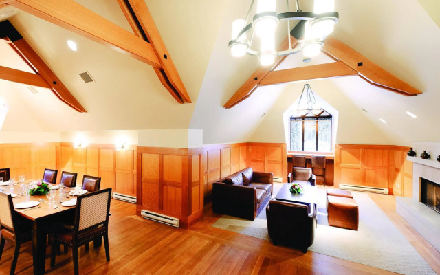 Pan Pacific Whistler Mountainside