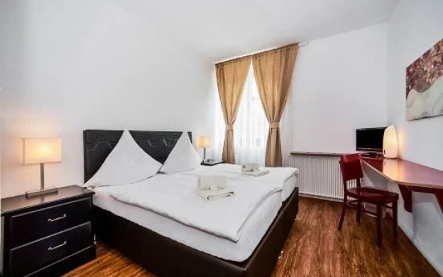 Hotel - Restaurant Matzbach by OYO Rooms