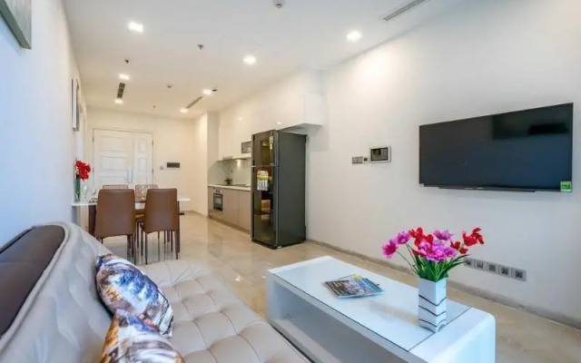 Vinhome Golden River Apartment - M'Homme