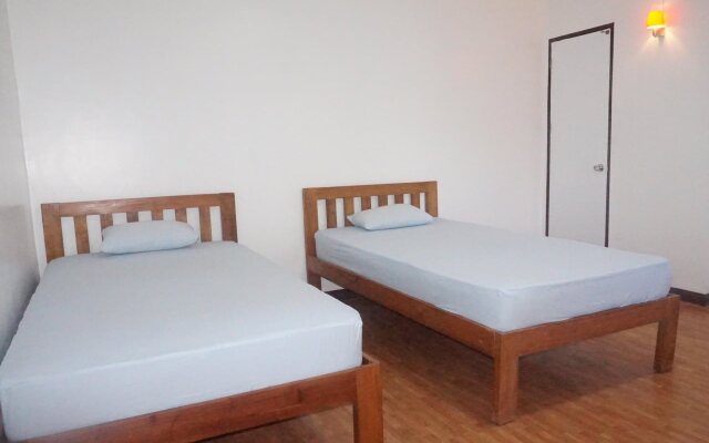 E-mo Dormitory - Hostel