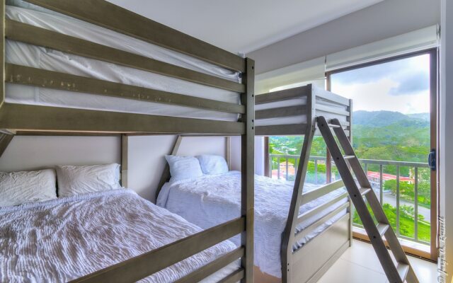 Luxurious and Warm Condo Just Step From the Beach!