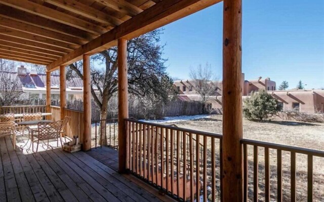 5bd Historic Pink House