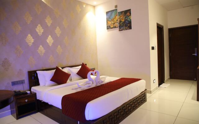 Rajathadri Royal Inn