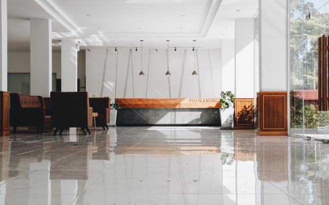 Phukaning Hotel
