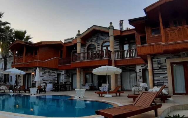 Stunning 10 Bedroom Villa in Dalyan
