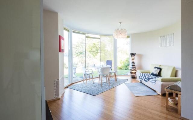 Lakeside Apartments - Adults Only