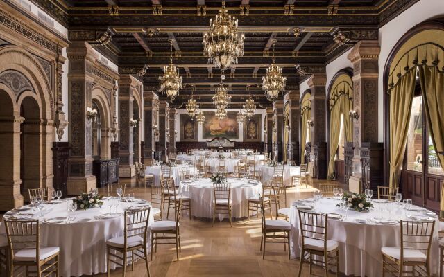 Отель Alfonso XIII, a Luxury Collection Hotel, Seville