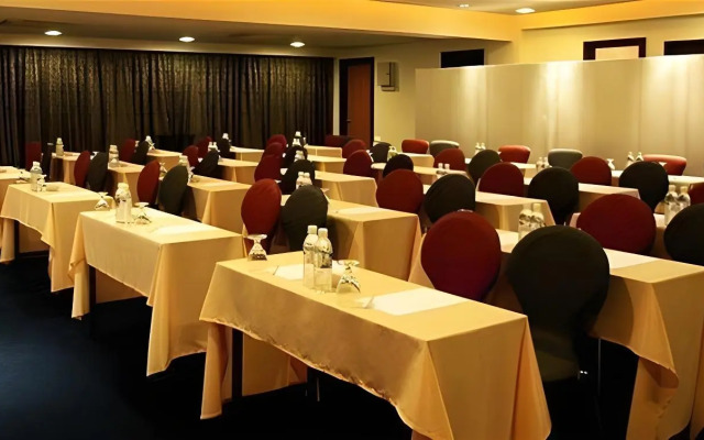 2 Inn 1 Boutique Hotel & Spa