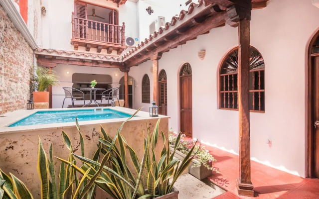 Villa Trinitarias