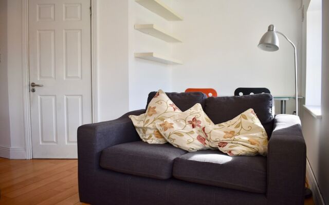 Modern Bright 1 Bedroom Apartment in Central Dublin