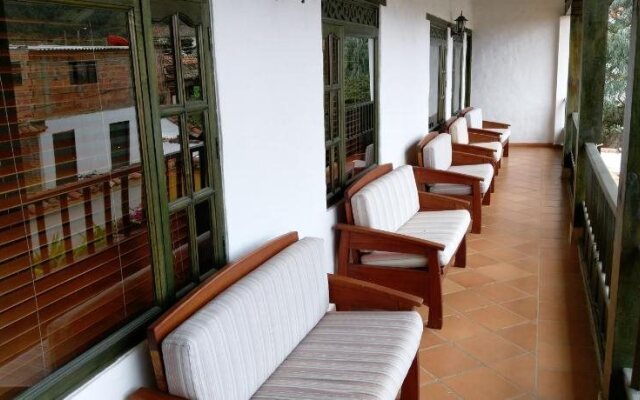 Hotel Aparta Suite La Montaña