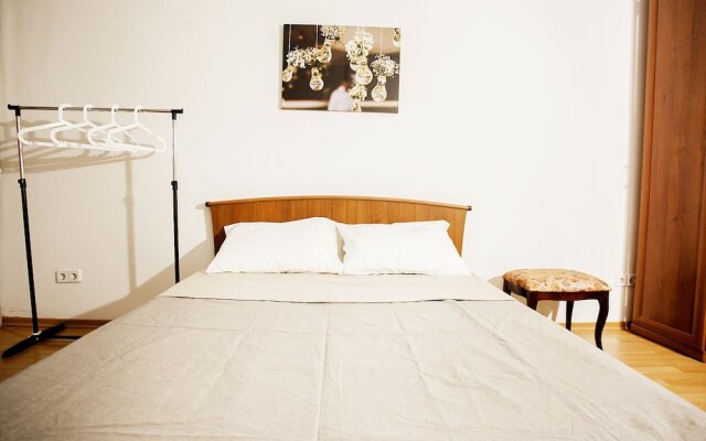 Апартаменты «Funny Dolphins Спасская»