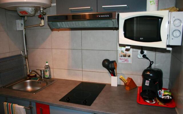 Studio avec terrasse et wifi a Canet en Roussillon