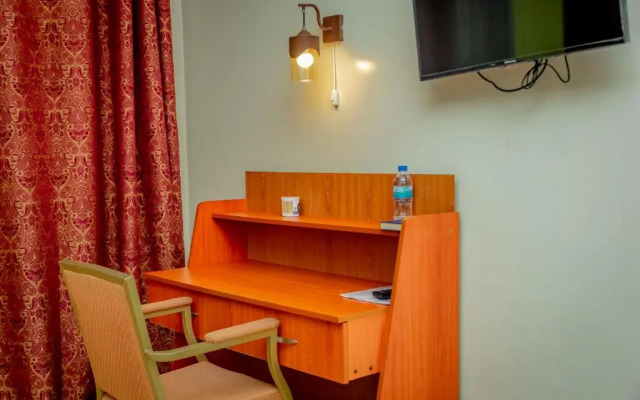 Home Inn Hotel