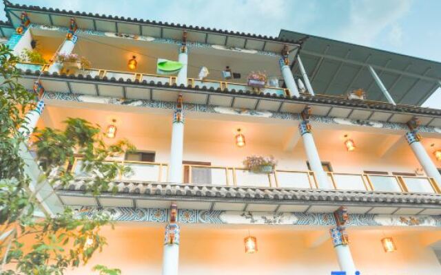 Dali Mountain View Lisha floor boutique inn