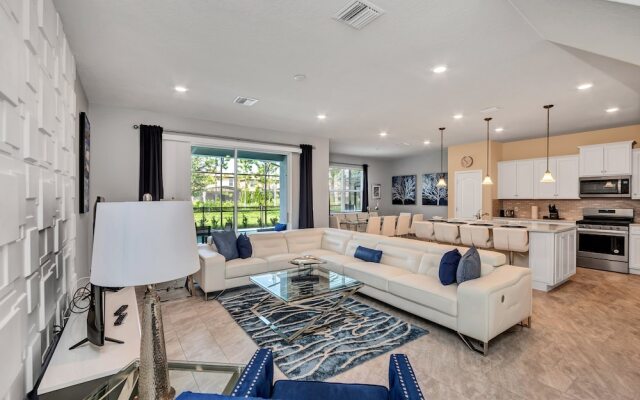 Oakmoss drive Solterra 3