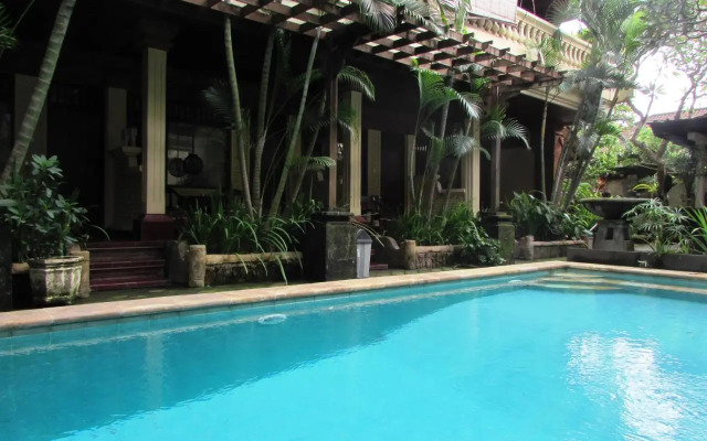 Griya Ayu Inn
