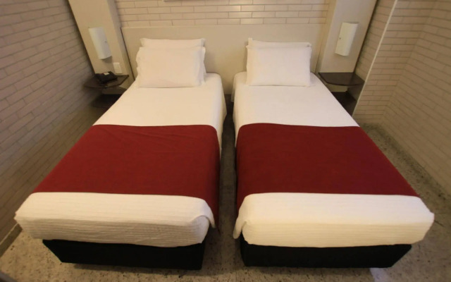 Hotel Confiance Batel