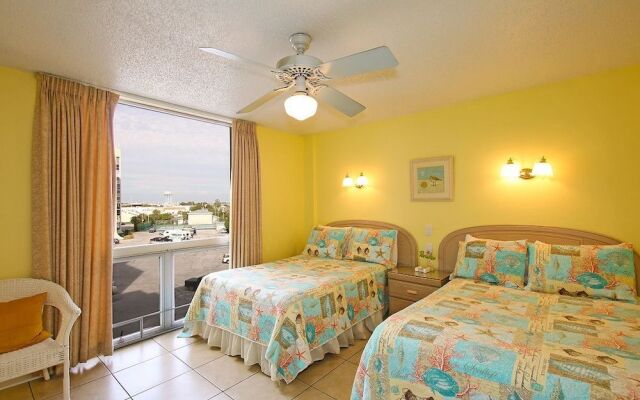 Shoreline 1051 Condo by RedAwning