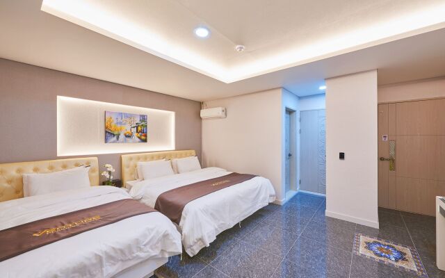 Hound Hotel Sangmu