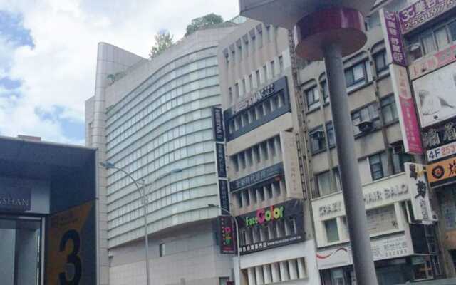 Tien Chin Hotel