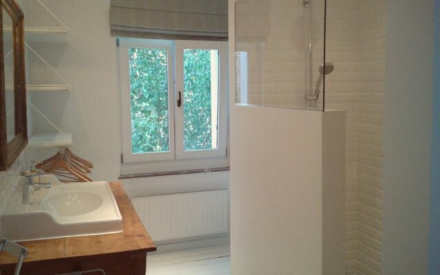 B&B The Nest Brussels
