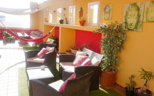 Laif Hotel
