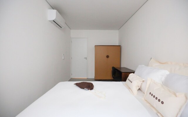 Tabas by Blueground Arinda