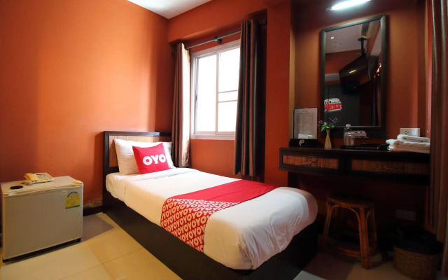Pannee Lodge Khaosan (SHA Plus)
