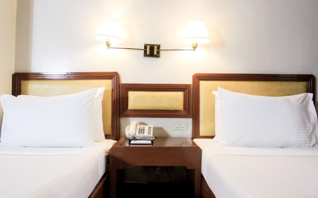 Palm Hotel Manila
