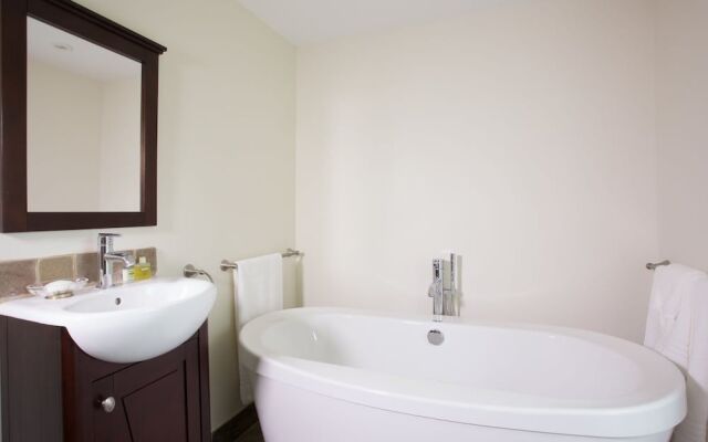 Forks of the Credit Inn