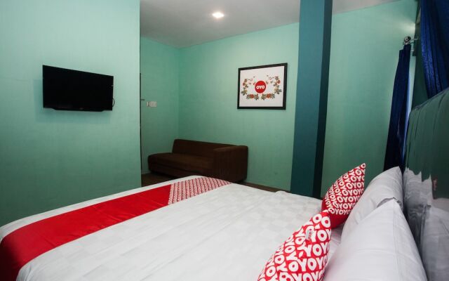 Sentosa Jaya Guest House by OYO Rooms