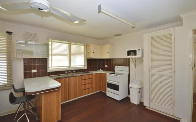 Patrick Crescent 18 - Kalbarri WA