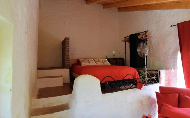 Cozy Cottage in in Arroyo Coche Near Casabermeja