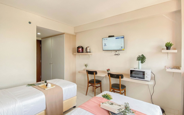 Simple Studio (No Kitchen) At Elvis Tower Apartment – Guest Rooms – Cikarang