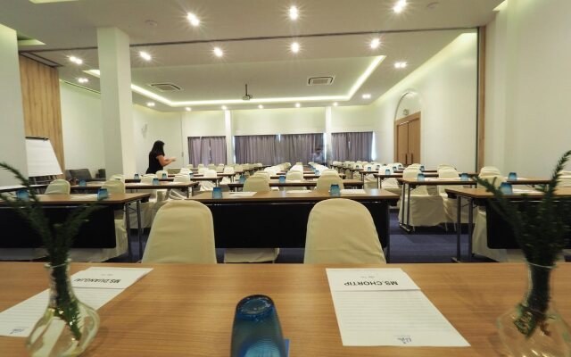 Costa Village Bangsaray - Mykonos Building