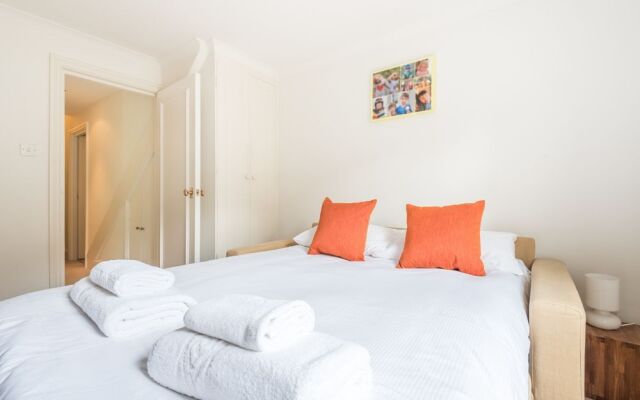 Retro style home in Clapham