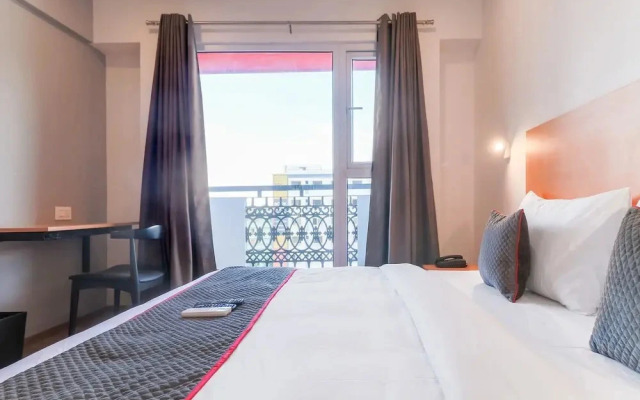 Sumithra Inn by OYO Rooms