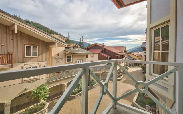 The Residences at Sun Peaks Grand