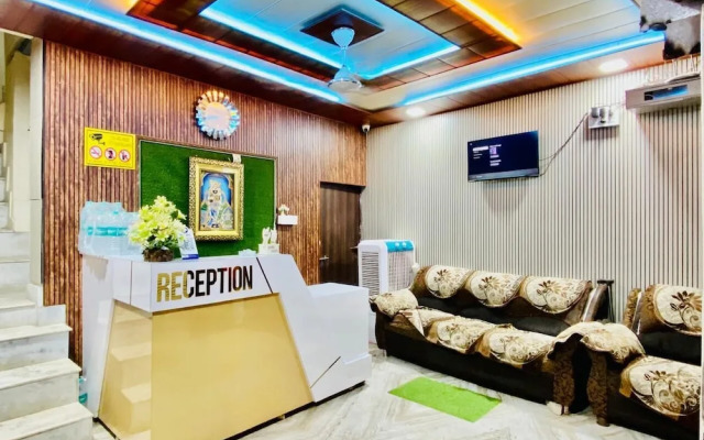 The Raman Palace - A Budget Hotel